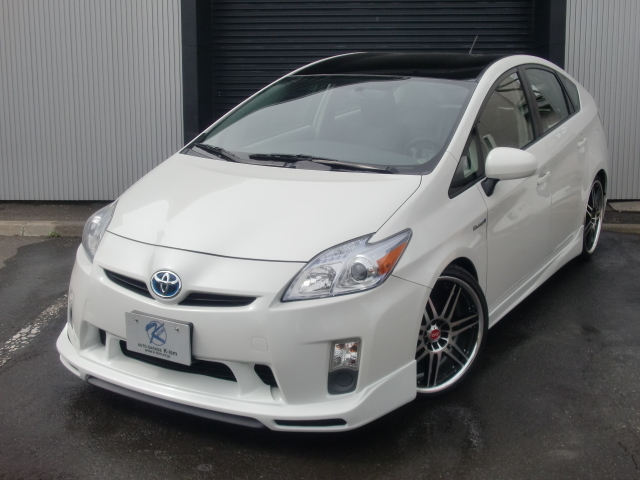 中古車 トヨタ プリウス Usプリウス 左ハンドル グレード 札幌で中古車の検索は 札幌中古車情報サイト くるきた 中古車 トヨタ プリウス Usプリウス 左ハンドル グレード 札幌で中古車の検索は 札幌中古車情報サイト くるきた